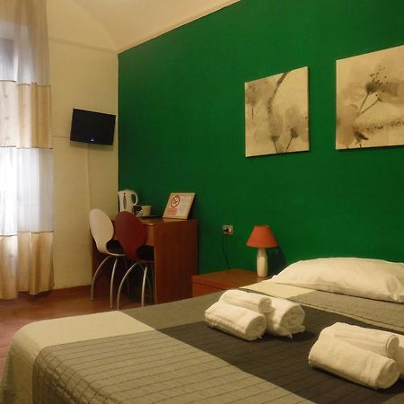 Ares Rooms Рим Екстериор снимка