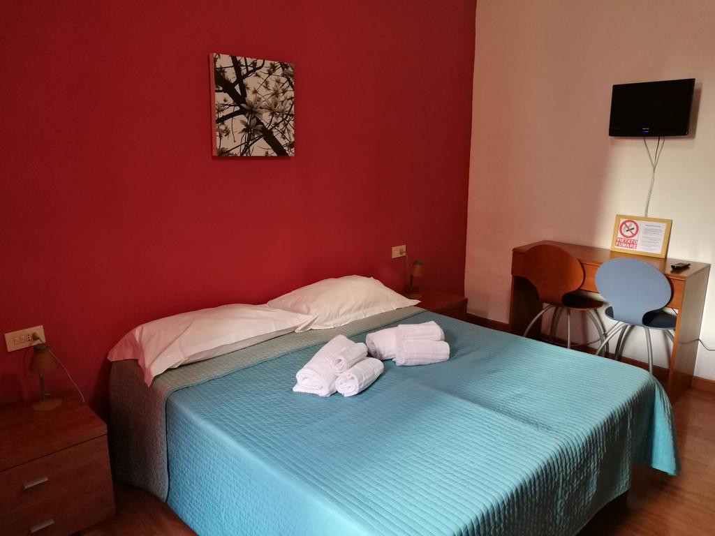 Ares Rooms Рим Стая снимка
