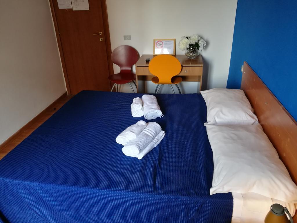 Ares Rooms Рим Стая снимка